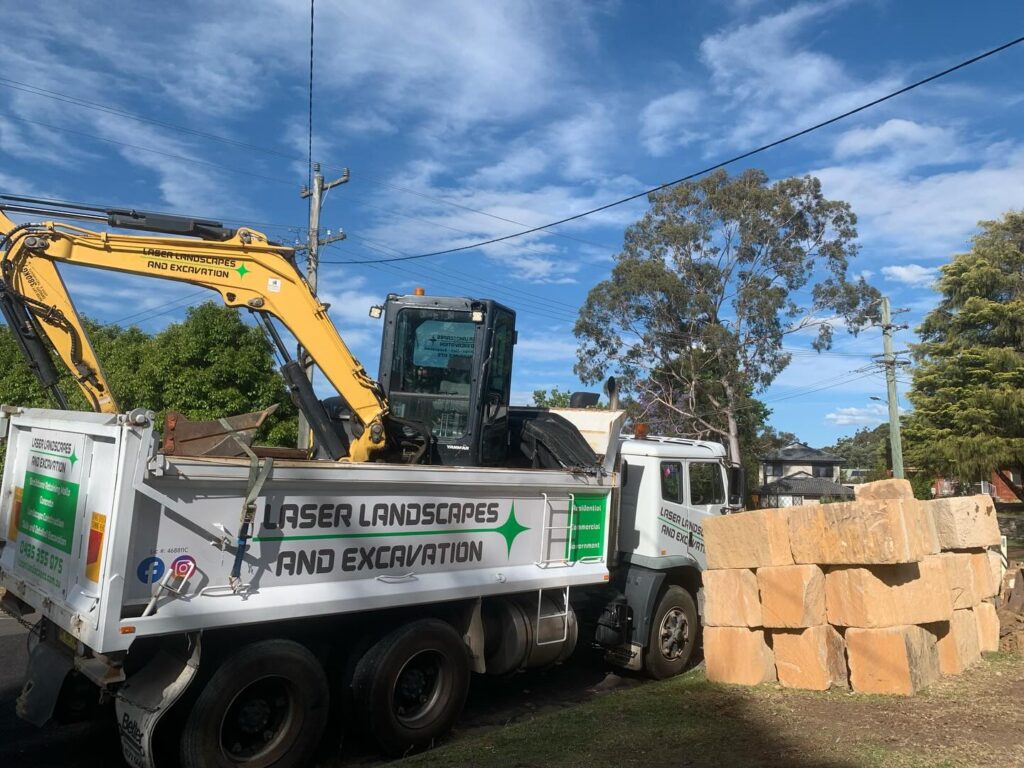 Laser_landscapes_and_excavation_truck
